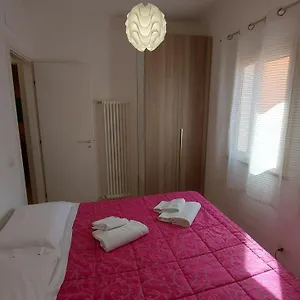 Vanni House 68 Apartment