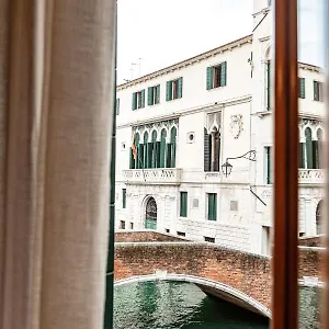 https://canale-view-apt-s-agostino.hotelinveneto.com