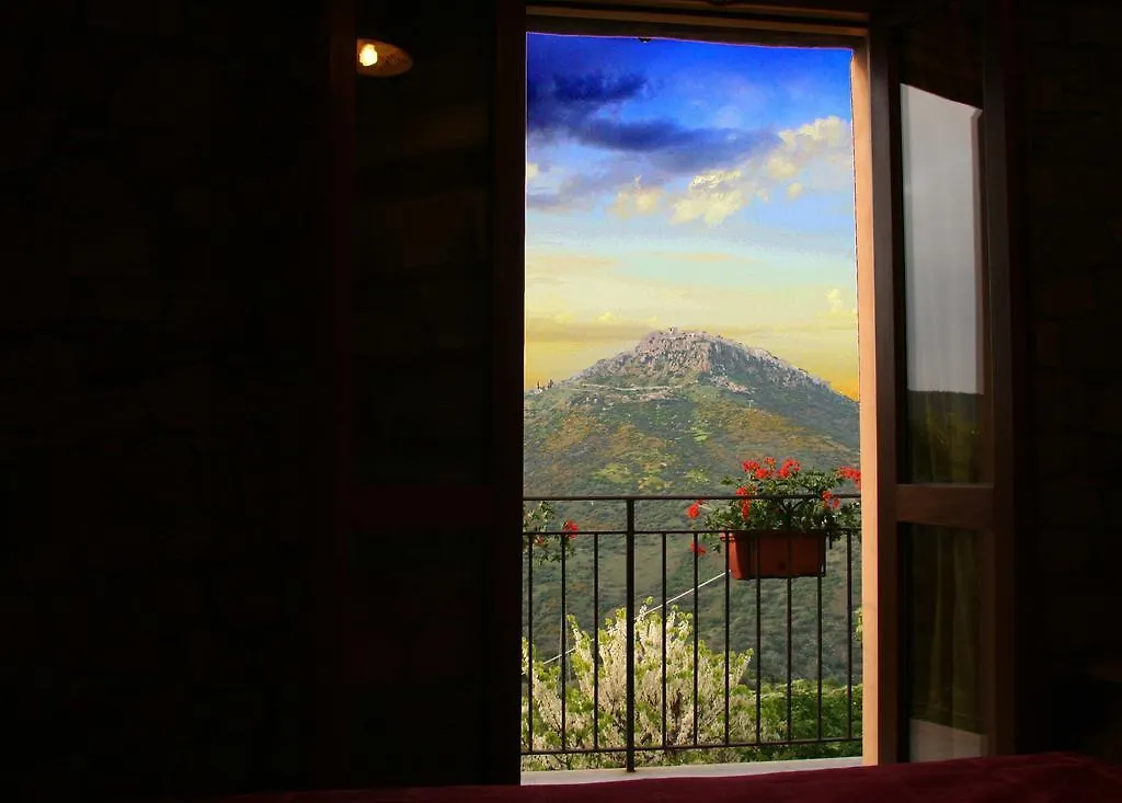 Casale Margherita Turismo Rurale Pollina Vakantieboerderij